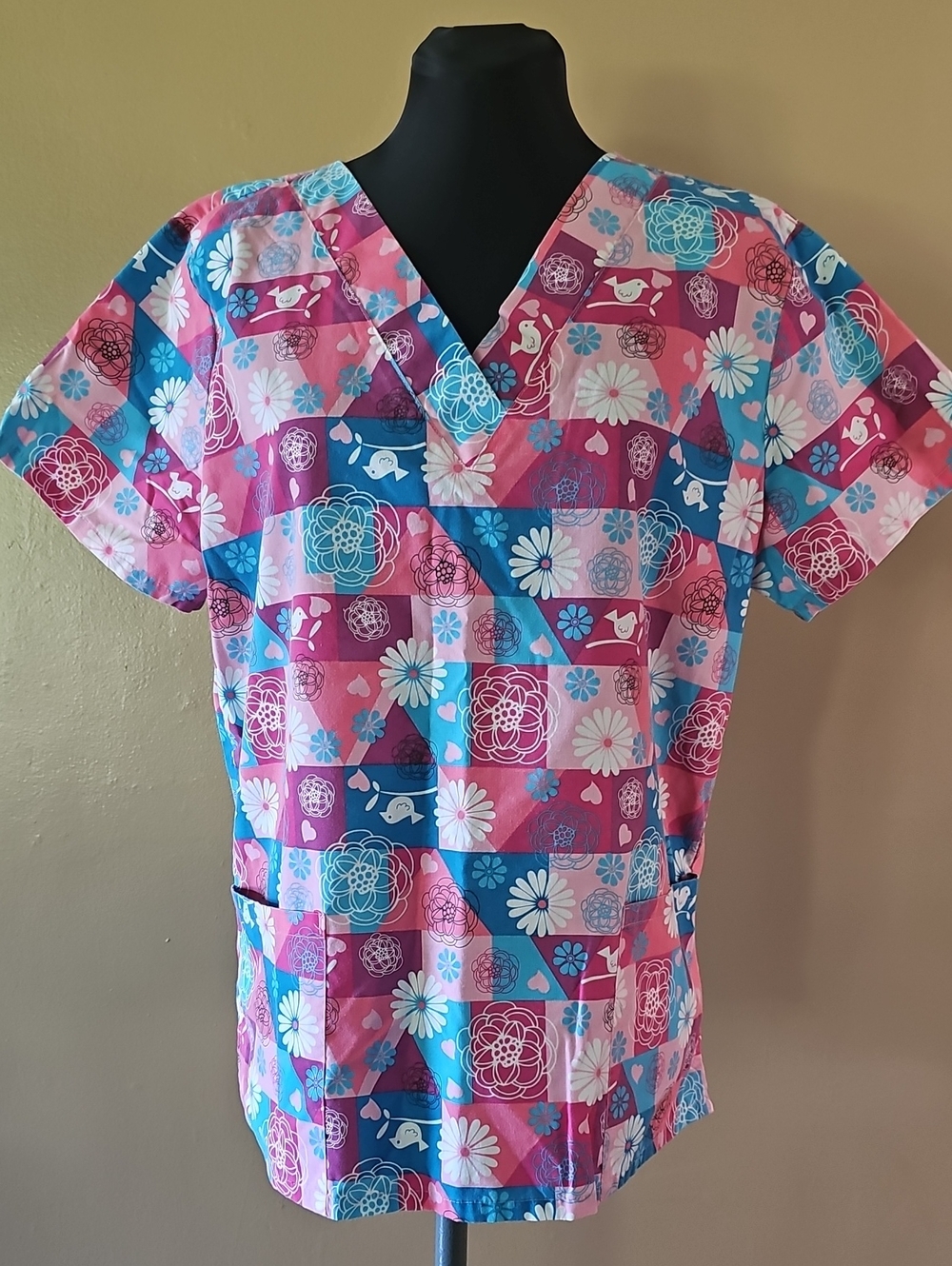 Scrub Studio Pink Blue Floral Short Sleeve VNeck Medical Scrubs Top Womens Med